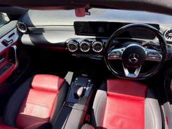 Mercedes-Benz CLA 1.3 CLA180 AMG Line (Premium Plus 2) Coupe 7G-DCT Euro 6 (s/s) 4