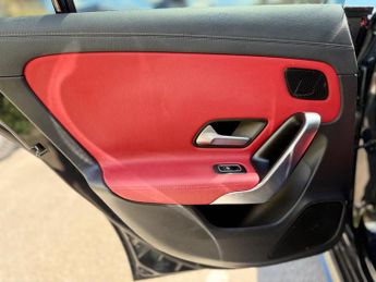 Mercedes-Benz CLA 1.3 CLA180 AMG Line (Premium Plus 2) Coupe 7G-DCT Euro 6 (s/s) 4