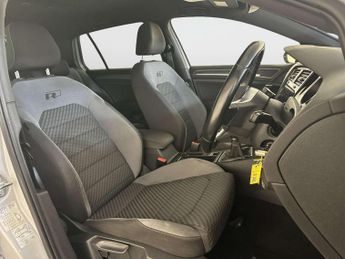 Volkswagen Golf 1.5 TSI EVO R-Line Hatchback 5dr Petrol Manual Euro 6 (s/s) (150