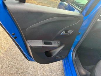 Vauxhall Corsa Electric 50kWh SRi Nav Premium Auto 5dr (7.4Kw Charger)