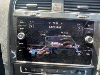 Volkswagen e-Golf 35.8kWh e-Golf Auto 5dr