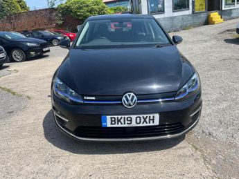 Volkswagen e-Golf 35.8kWh e-Golf Auto 5dr