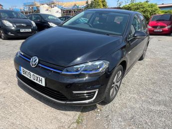 Volkswagen e-Golf 35.8kWh e-Golf Auto 5dr