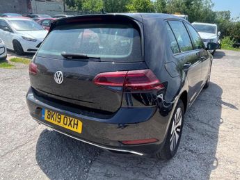 Volkswagen e-Golf 35.8kWh e-Golf Auto 5dr