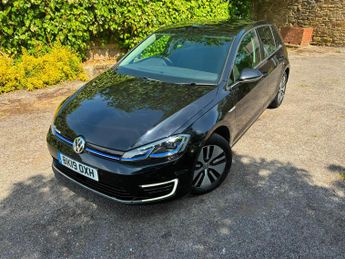 Volkswagen e-Golf 35.8kWh e-Golf Auto 5dr