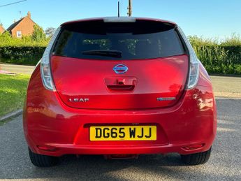 Nissan Leaf 24kWh Acenta Auto 5dr