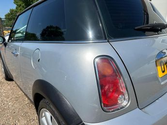 MINI Hatch 1.6 Cooper CVT Euro 4 3dr