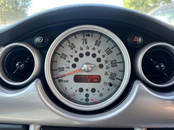 MINI Hatch 1.6 Cooper CVT Euro 4 3dr