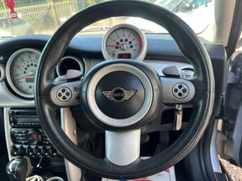 MINI Hatch 1.6 Cooper CVT Euro 4 3dr