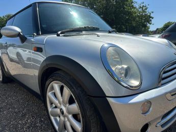 MINI Hatch 1.6 Cooper CVT Euro 4 3dr