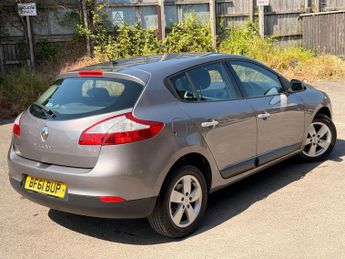 Renault Megane 1.6 16V Dynamique TomTom 3dr