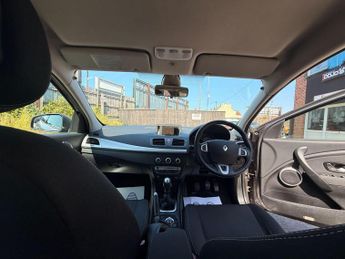 Renault Megane 1.6 16V Dynamique TomTom 3dr