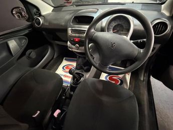 Peugeot 107 1.0 12V Urban Euro 4 3dr