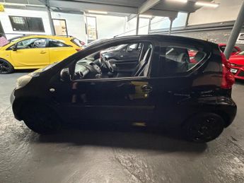 Peugeot 107 1.0 12V Urban Euro 4 3dr