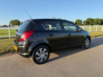 Vauxhall Corsa 1.2i ecoFLEX 16V Design Euro 5 (s/s) 5dr (A/C)