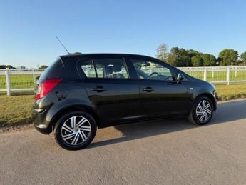 Vauxhall Corsa 1.2i ecoFLEX 16V Design Euro 5 (s/s) 5dr (A/C)