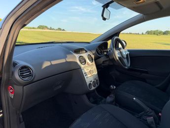 Vauxhall Corsa 1.2i ecoFLEX 16V Design Euro 5 (s/s) 5dr (A/C)