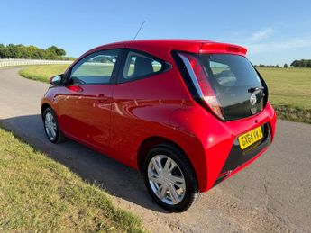 Toyota AYGO 1.0 VVT-i x-pression Euro 5 3dr Euro 5
