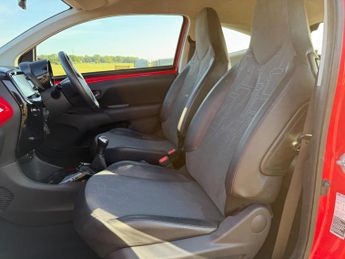 Toyota AYGO 1.0 VVT-i x-pression Euro 5 3dr Euro 5