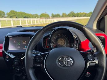 Toyota AYGO 1.0 VVT-i x-pression Euro 5 3dr Euro 5