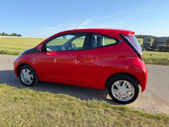 Toyota AYGO 1.0 VVT-i x-pression Euro 5 3dr Euro 5
