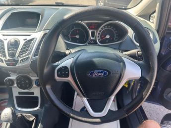 Ford Fiesta 1.4 Zetec 5dr