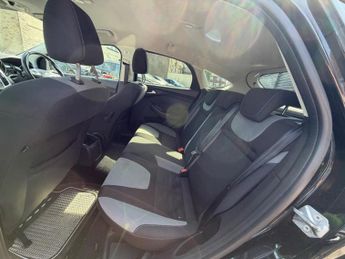 Ford Focus 1.6 Zetec Euro 5 5dr