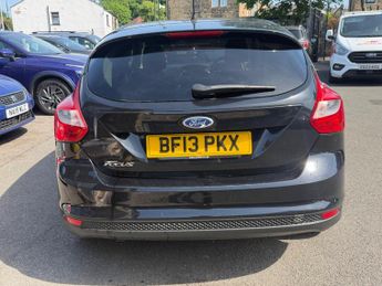 Ford Focus 1.6 Zetec Euro 5 5dr
