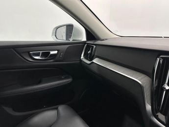 Volvo V60 2.0 B4 MHEV Inscription Auto Euro 6 (s/s) 5dr