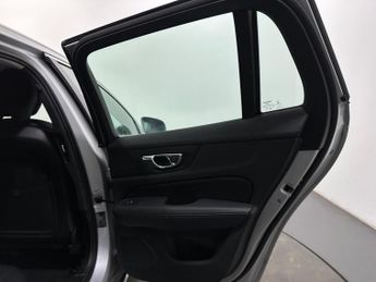 Volvo V60 2.0 B4 MHEV Inscription Auto Euro 6 (s/s) 5dr