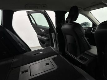 Volvo V60 2.0 B4 MHEV Inscription Auto Euro 6 (s/s) 5dr