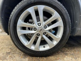 Nissan Juke 1.6 N-Connecta XTRON Euro 6 5dr