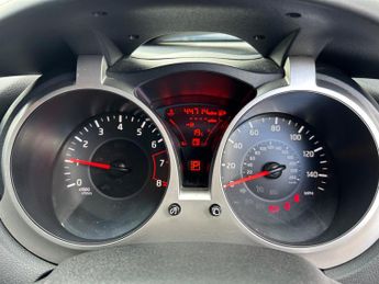 Nissan Juke 1.6 N-Connecta XTRON Euro 6 5dr