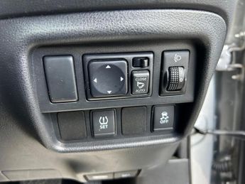 Nissan Juke 1.6 N-Connecta XTRON Euro 6 5dr