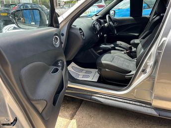 Nissan Juke 1.6 N-Connecta XTRON Euro 6 5dr