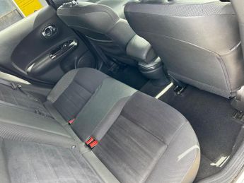 Nissan Juke 1.6 N-Connecta XTRON Euro 6 5dr