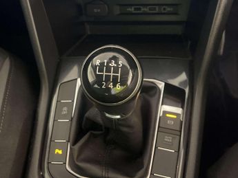 Volkswagen Tiguan 2.0 TDI SE Navigation SUV 5dr Diesel Manual Euro 6 (s/s) (150 ps