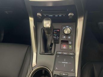 Lexus NX 2.5 300h GPF Takumi SUV 5dr Petrol Hybrid E-CVT 4WD Euro 6 (s/s)