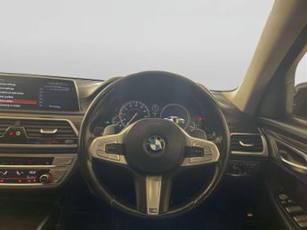 BMW 7 Series 3.0 740d M Sport Auto xDrive Euro 6 (s/s) 4dr