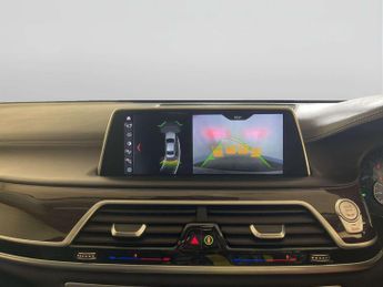 BMW 7 Series 3.0 740d M Sport Auto xDrive Euro 6 (s/s) 4dr