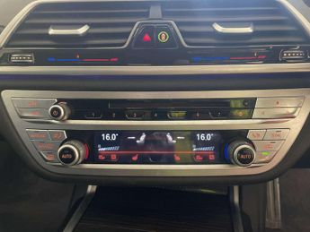 BMW 7 Series 3.0 740d M Sport Auto xDrive Euro 6 (s/s) 4dr