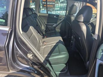 Volkswagen Tiguan 2.0 TDI SE Auto 4WD Euro 4 5dr