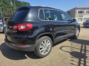 Volkswagen Tiguan 2.0 TDI SE Auto 4WD Euro 4 5dr