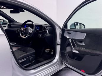 Mercedes-Benz A Class 2.0 A200d AMG Line (Executive) Hatchback 5dr Diesel 8G-DCT Euro 