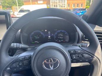 Toyota Yaris Cross 1.5 VVT-h Excel SUV 5dr Petrol Hybrid E-CVT Euro 6 (s/s) (130 ps