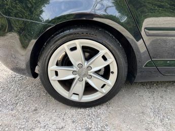 Audi A3 1.6 TDI Sport Sportback S Tronic Euro 5 (s/s) 5dr
