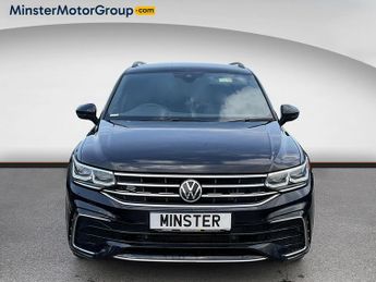 Volkswagen Tiguan R-LINE TSI S-A