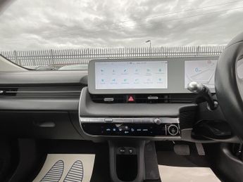 Hyundai Ioniq 5 SE CONNECT EV