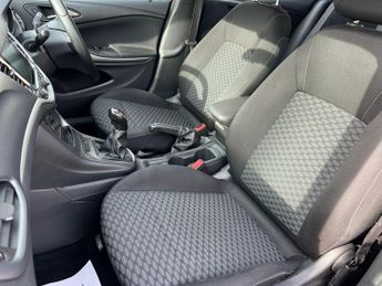 Vauxhall Astra 1.4i Tech Line Euro 6 5dr