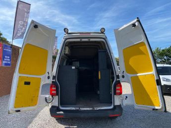 Volkswagen Transporter 2.0 TDI T32 BlueMotion Tech Startline FWD LWB Euro 6 (s/s) 5dr
